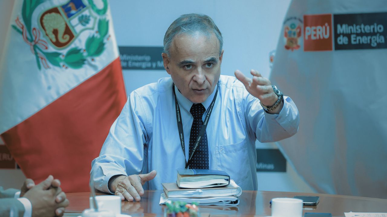 El desacato constitucional en el Decreto Supremo N.º 012-2025-EM: análisis a la luz de la STC Exp. N.º 00017-2023-PI/TC